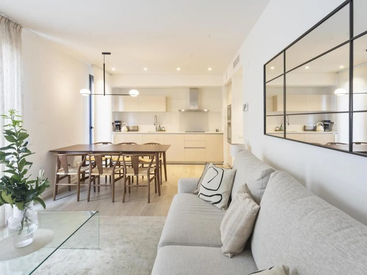 Precioso Apartamento Con Terraza Y Piscina Calafell